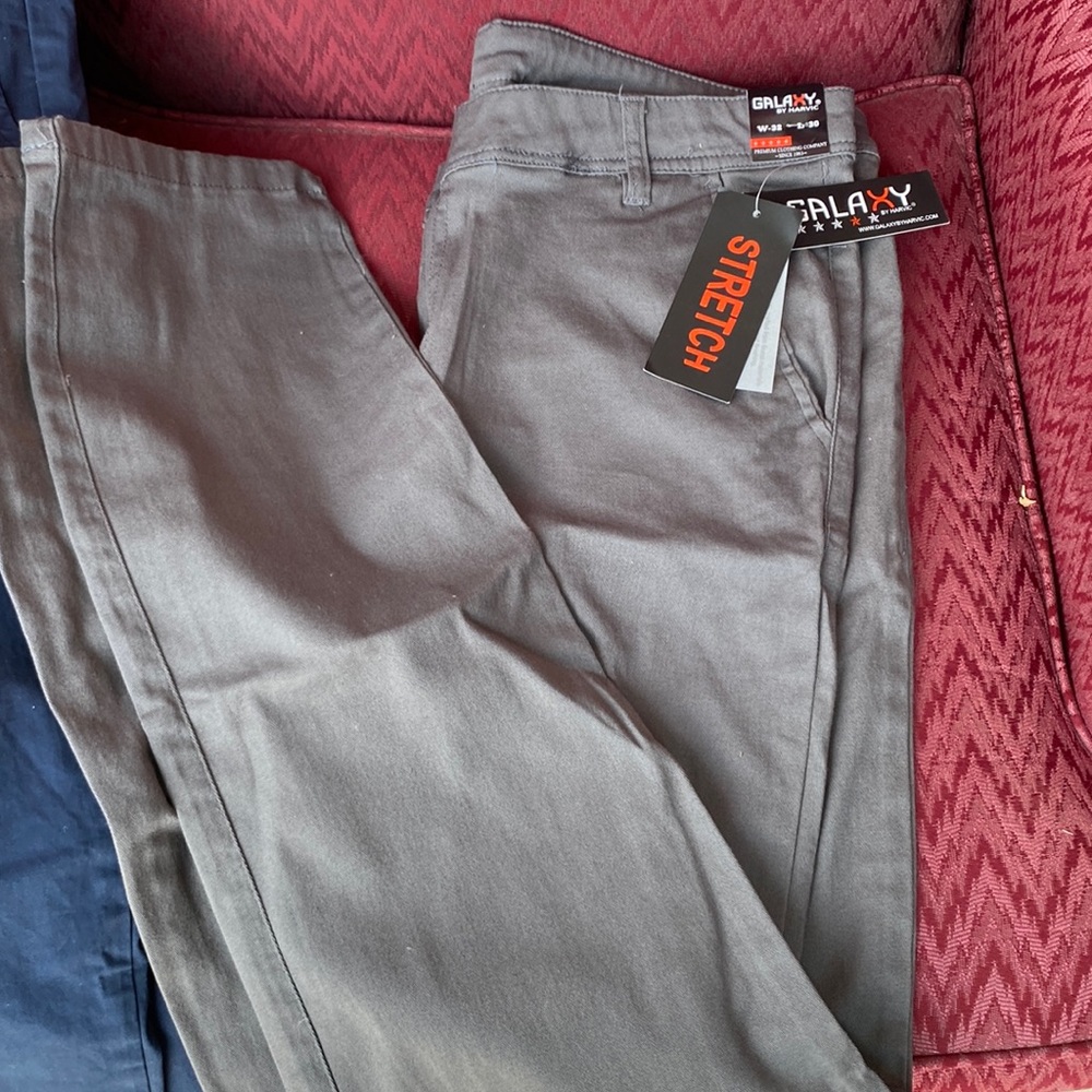 Mens dress pants (chinos).  Size 32x30. Brand is Galaxy by Harvic